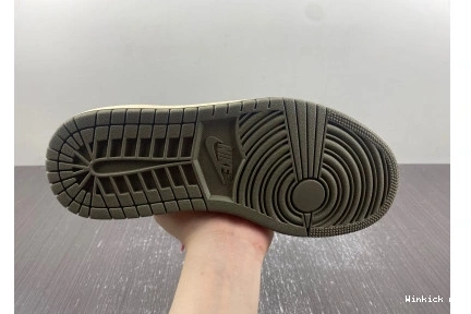 JORDAN TRAVIS 1 X LOW AIR OG SCOTT 0819